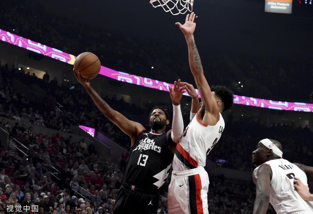 担起更多的 担起更多的