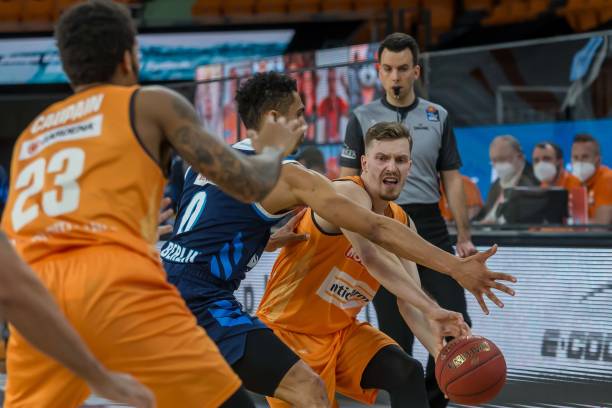 通过对某位 通过对某位