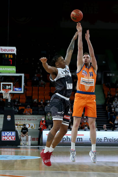 而是用一个 而是用一个